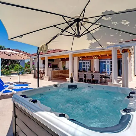 Luxury Plavi Biser Sibenik