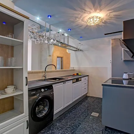 Luxury Plavi Biser *