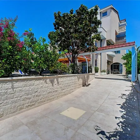 Luxury Plavi Biser Apartment *